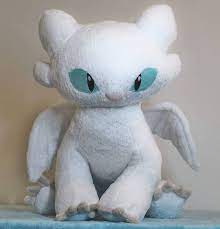Love This Baby Light Fury Plush Made By Hennav Art Follow Artwolfy Solar Dragon Httyd Ht How To Train Your Dragon Toothless Drawing Teddy