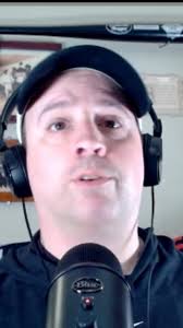 Is Luis Robert Jr 20 20 Club Card Good