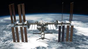 Reprendre lire depuis le début. The International Space Station 20 Years Of Promise Peril And Fun The New York Times