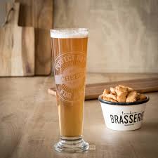 Verre A Biere En Verre Avec Images Verre A Biere Maison Du Monde Verre