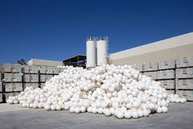 Bubble deck technology(bdt), bubble deck slabs(bds), traditional slabs(ts), plastic hollow balls, , reinforced module, filigree module, finished plank. Bubble Deck Technology Uses Less Concrete By Filing The Slab With Beach Balls Beach Ball Green Architecture Civil Engineering Construction