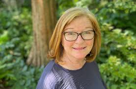 How to Create a Naturalized Bulb Lawn