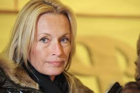 Qui est Estelle Lefébure ?