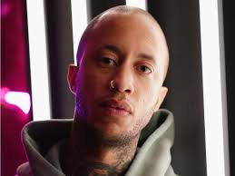 A 20-Year-Old Model Says Celebrity Photographer Marcus Hyde Was  Manipulative