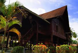Daeng salili dating ke perak ketika pemerintahan sultan muzaffar shah iii. Rumah Kutai 1 Gambar Di Komplek Pasir Salak Syed Hishamudin Flickr