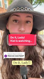 Who Plays Kyle in Chit