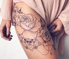 Quel Type De Tatouage Sur La Cuisse Pour Femme Vous Devez Choisir 101 Idees Inspirantes Tatouage Zenidees