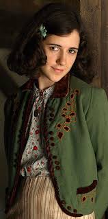 'cheers tamsin, i'm in tears already #fridaynightdinner', while another wrote: Tamsin Greig Valet Of The Ultravixens