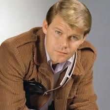 In my dirty 'ole hat With my crooked little grin Granny beaded neck And  these calloused hands And a muddy pair of jeans With that Copenhagen ring  No need to change a