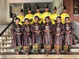 Hypeauditor report on intannliana instagram account of intan liana: Foto Buka Tudung Dikecam Pengikut Di Instagram Netizen Back Up Intan Saleh Gempak