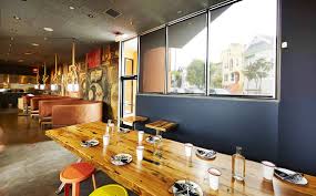 Urbandaddy Slideshow Restaurant Table Tops Reclaimed Wood Restaurant Restaurant Tables