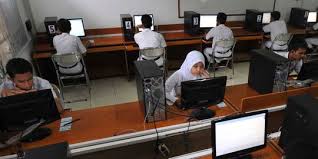 Pelajaran yang ada di smk negeri 46 jakarta. Komputer Terbatas Siswa Smkn 46 Jakarta Gantian Kerjakan Soal Un Merdeka Com