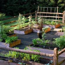 Split rail fence … … | country fences, beautiful. 75 Beautiful Vegetable Garden Landscape Pictures Ideas August 2021 Houzz