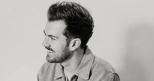 Mark Nilan's Instagram, Twitter & Facebook