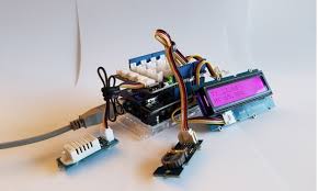 If this is your first experience tinkering with the platform, the uno is the most robust board you can start. Code A Temperature Log With The Arduino Uno Reichelt Com