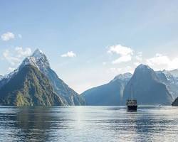 Gambar Milford Sound in New Zealand