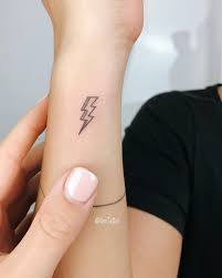 Meaningful Small Tattoos For Women Simple Small Tattoo Ideas Tattoos Small Tattoo Designs Hand Tattoos