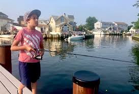 Fishing at west end boat basin (field #6, field #10 and west end 2): Fishing On Long Island 14 Holes For Kids And Families To Drop A Line Mommypoppins Things To Do In Long Island With Kids