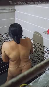 Desi aunty bathing capture part 3 - ThisVid.com