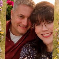 What is the correct forward clutch endplay clearance for a 4L60E  transmission and how to fix it if it's not within the recommended range?