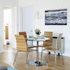 Ruang makan minimalis yang nyaman juga dapat mempengaruhi suasana makan di rumah anda lho. Inspirasi Desain Ruang Makan Sederhana Yang Elegan Arsitag