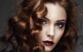 Già dopo qualche ora dopo il lavaggio i capelli diventano grassi e trascurati. Capelli Spessi E Folti Come Tagliarli Zephir Parrucchieri Ascona I Muralto Locarno