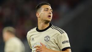 His height is 183 cm and weight is 76 kg (body type normal). Dalot Unsure What Future Holds At Man Utd As Ac Milan Loan Spell Comes To A Close Goal Com