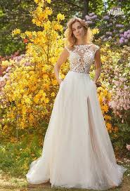 Es wird durch gezielte mädchen mit starken führungseigenschaften ausgewählt. Vanilla Sposa Hochzeitskleid 1969 24124