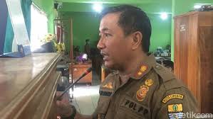 Kepala satuan polisi pamong praja (satpol pp) kota tangerang agus hendra menjelaskan, salah satu poin yang tertuang dalam beleid tersebut adalah penutupan sementara sarana olahraga, baik yang menggunakan gelanggang olahraga maupun lapangan. Satpol Pp Cirebon Razia Pelajar Libur Yang Main Ke Warnet Berita Medan Hari Ini