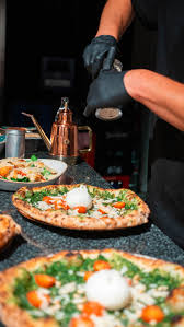Viaggia a prezzi economici con pullman di andata e ritorno da napoli a essen. 60 Seconds To Napoli Leipzig Neapolitanische Pizza Leipzig Ahoi Leipzig