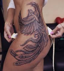 Thighs are one of the most popular parts of women's body that gets tattooed. 40 Creative Thigh Tattoo Ideas For Women Inspirationfeed