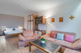 Es liegt ihnen zu füßen. Berolina Wohnung 331 Wohnung Dahme