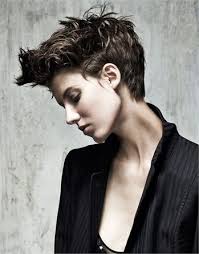 Il est donc fortement conseillé de les porter détachés, en laissant vos boucles naturelles. Pin Su Hair