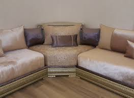 كنب كلاسيكي