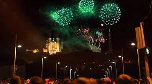 Vente de feux d'artifice aux entreprises, particuliers et collectivités à lyon et saint etienne. Lyon Decouvrez Ce Que Vous Reserve Le Feu D Artifice Du 14 Juillet