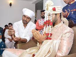 He made his international debut for the india cricket team in november 2019. Ck1jt Buzukffm