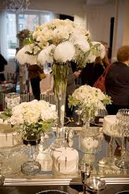 With some vases made from natural products, the flower holder itself might have distinct patterns or shades in the surface. Creative Floral Centerpieces Temple Square Table Flower Arrangements Wedding Party Table Decorations Glass Vase Decor