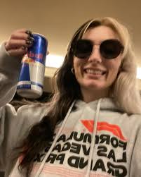 Trying to walk like a New Yorker but still using google maps 🗽