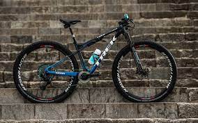 Jun 14, 2021 · the race opened with jolanda neff leading on the start loop, but lecomte quickly took to the front and opened up a gap on the field. Bike Check Trek Supercaliber 9 9 Axs Von Jolanda Neff Der Trek Blog Trek Bikes