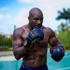 He reigned as the undisputed champion at cruiserweight in the late 1980s and at heavyweight in the early 1990s, and remains the only boxer in history to win the undisputed championship in two weight classes in the three belt era. Evander Holyfield Says He D Take On Jake Paul In A Boxing Match Sportbible