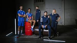 L'équipe de france de handball, actuellement championne olympique et championne du monde, représente la fédération française de handball lors des compétitions internationales, notamment aux tournois olympiques, aux championnats du monde, et aux championnats d'europe. Sviknal Alkohol Kursiven Maillot Equipe De France Femme Handball Trailridgepoa Com