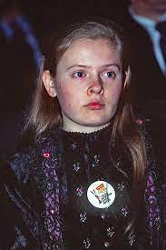 Barby kelly was born on april 28, 1975 in gamonal, spain as barbara ann kelly. Barby Kelly Fans Gedenken Ihr An Ihrem 46 Geburtstag Gala De