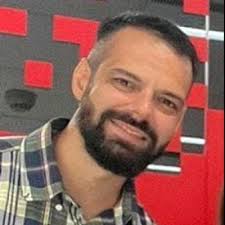 How Peer Evaluations Can Improve Your Team Leadership Skills