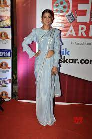 Mumbai Dadasaheb Phalke Excellence Awards Jennifer Winget Gallery Social News Xyz Jennifer Winget And Karan Singh Grover Karan Singh Jennifer Winget