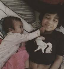 Orang banyak salah arti, orang bilangnya anak angkat, jadi saya ini sampai (betrand) umur 17 tahun, mendapat hak asuh, kata ruben yang dikutip kompas.com, selasa (10/3/2020). Risaukan Dua Benda Ni Lebih Dari Rupa Paras Yang Nak Ambil Anak Angkat Ini Nasihat Fynn Jamal Pa Ma