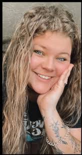 Emily Haggard's Instagram, Twitter & Facebook