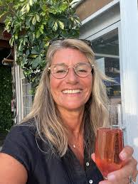 Costa Women meet Katie Miles