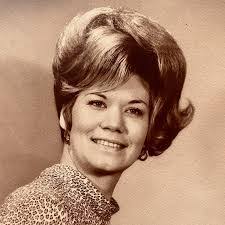 Sarah Dulaney's Instagram, Twitter & Facebook