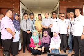 Exco pertanian, penternakan, pembangunan usahawan & koperasi negeri melaka | adun pengkalan batu fb: Jabatan Perkhidmatan Veterinar Ø¯Ø± ØªÙˆÛŒÛŒØªØ± 3 Jan Yb Dato Mydsa Official Diiringi Dato Dr Quaza Nizamuddin Bin Hassan Nizam Melawat Klas Farm Sdn Bhd Di Masjid Tanah Melaka Turut Hadir Yb