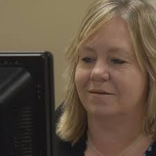 Woman overcomes addiction to give back to community